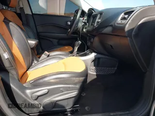 2019 Jeep Compass Sport с VIN 3C4NJCAB8KT652360, выставлен на аукционе IAAI как лот 42474719 с пробегом 74 458 миль миль и . История ставок и продаж доступна на DreamBid. Изображение 5.