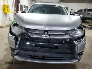 2018 Mitsubishi Outlander ES with VIN JA4AZ3A34JJ006152, listed as a Copart auction lot 58596085 with 126,117 mi miles and Salvage title. Bid and sale history available at DreamBid. Image 5.