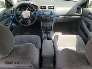 2004 Honda Accord LX z VIN JHMCM56374C006445, wystawiony jako Copart lot #51671195 z przebiegiem 220 193 mil mil oraz Szkoda całkowita • Salvage title. Historia ofert i sprzedaży dostępna na DreamBid. Obrazek 8.