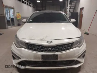 2019 Kia Optima LX with VIN 5XXGT4L39KG280666, listed as a IAAI auction lot 41436121 with 121,531 mi miles. Bid and sale history available at carsss.com. Image 12.