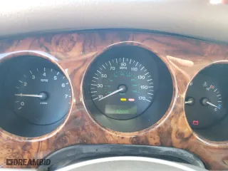 2000 Jaguar XJ VDP with VIN SAJDA24C7YLF17289, listed as a Copart auction lot 81923924 with 42,689 mi miles and Clean Title. Bid and sale history available at carsss.com. Image 9.