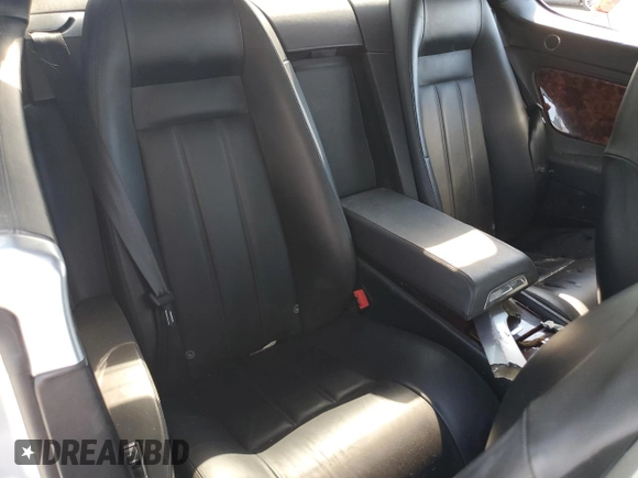 2005 Bentley Continental GT GT z VIN SCBCR63W25C026291, wystawiony jako Copart lot #71823914 z przebiegiem 62 431 mil mil oraz Szkoda całkowita • Salvage title. Historia ofert i sprzedaży dostępna na DreamBid. Obrazek 10.