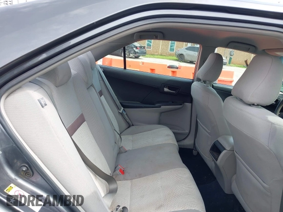 2012 Toyota Camry L z VIN 4T1BF1FK7CU170144, wystawiony jako IAAI lot #42184180 z przebiegiem 73 931 mil mil oraz . Historia ofert i sprzedaży dostępna na DreamBid. Obrazek 8.