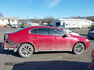 2009 Lincoln MKS с VIN 1LNHM94R59G619360, выставлен на аукционе IAAI как лот 41709015 с пробегом 280 354 миль миль и . История ставок и продаж доступна на DreamBid. Изображение 13.