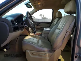 2007 GMC Yukon SLT with VIN 1GKFC13047R230282, listed as a Copart auction lot 74764854 with 0 mi miles and Salvage Title. Bid and sale history available at carsss.com. Image 7.