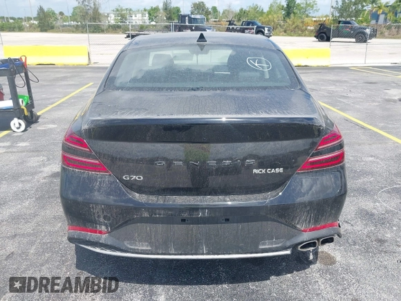2023 Genesis G70 2.0T z VIN KMTG34TA3PU129713, wystawiony jako IAAI lot #42166763 z przebiegiem 8 692 mil mil oraz . Historia ofert i sprzedaży dostępna na DreamBid. Obrazek 17.
