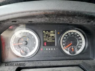 2017 Ram 1500 Tradesman z VIN 1C6RR6FT1HS683626, wystawiony jako Copart lot #54370985 z przebiegiem 92 388 mil mil oraz Szkoda całkowita • Salvage title. Historia ofert i sprzedaży dostępna na DreamBid. Obrazek 9.