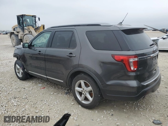 2018 Ford Explorer XLT with VIN 1FM5K7DH0JGB63017, listed as a Copart auction lot 44924685 with 83,409 mi miles and Clean title. Bid and sale history available at DreamBid. Image 2.