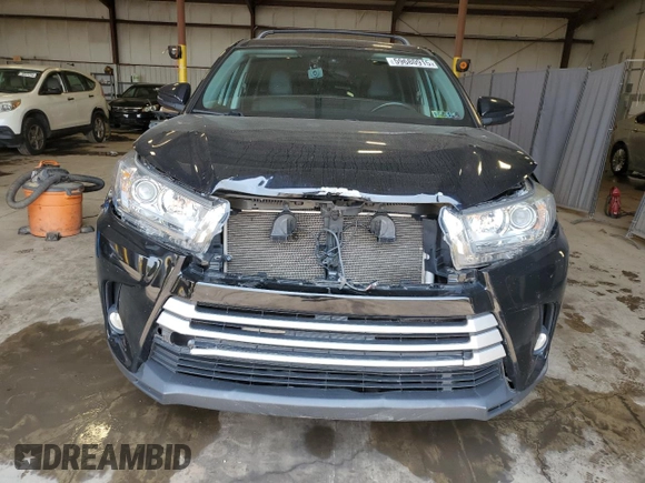 2018 Toyota Highlander LE с VIN 5TDBZRFH6JS834630, выставлен на аукционе Copart как лот 59680915 с пробегом 93 904 миль миль и Списание • Salvage title. История ставок и продаж доступна на DreamBid. Изображение 5.