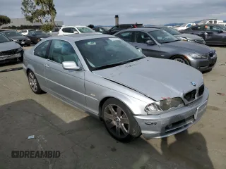 2003 BMW 3 Series 325Ci with VIN WBABN33453PG60668, listed as a Copart auction lot 42127385 with 155,189 mi miles and Salvage Title. Bid and sale history available at carsss.com. Image 4.