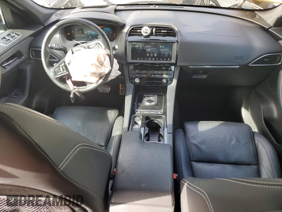2018 Jaguar F-Pace S z VIN SADCM2FV3JA326536, wystawiony jako Copart lot #55136925 z przebiegiem 175 408 mil mil oraz Szkody całkowita. Historia ofert i sprzedaży dostępna na DreamBid. Obrazek 8.