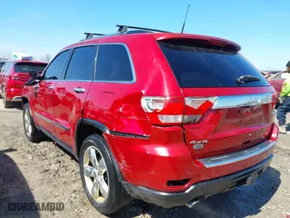 2011 Jeep Grand Cherokee Overland with VIN 1J4RR6GT7BC551649, listed as a IAAI auction lot 41897267 with 82,034 mi miles. Bid and sale history available at carsss.com. Image 3.