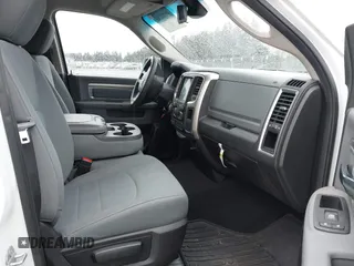 2019 Ram 1500 Classic Warlock with VIN 1C6RR6GT7KS621234, listed as a IAAI auction lot 41900704 with 100,766 mi miles. Bid and sale history available at carsss.com. Image 5.