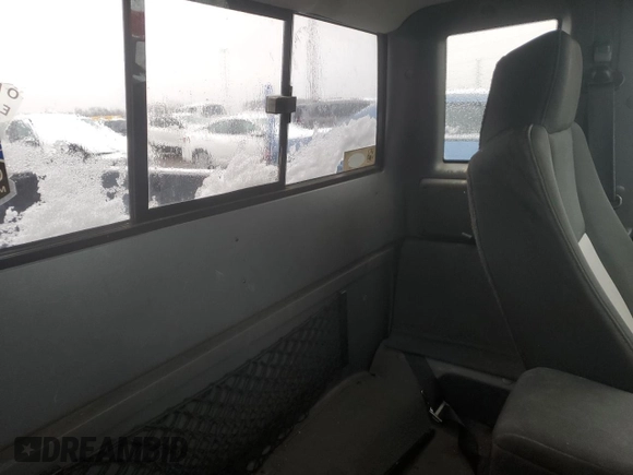 2008 Ford Ranger XL z VIN 1FTZR15E18PA99440, wystawiony jako Copart lot #52699595 z przebiegiem 197 458 mil mil oraz Czysty tytuł • Clean title. Historia ofert i sprzedaży dostępna na DreamBid. Obrazek 10.