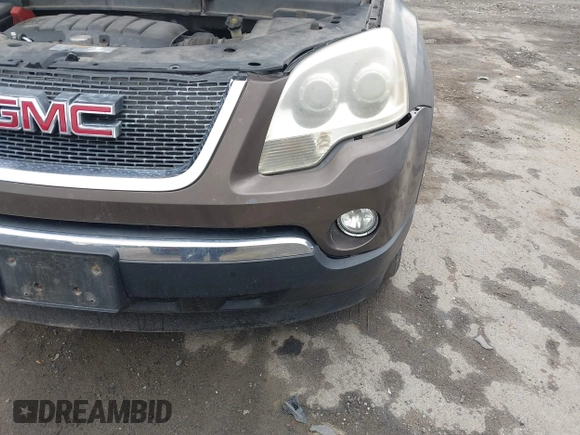 2011 GMC Acadia SLT1 with VIN 1GKKVRED2BJ293315, listed as a IAAI auction lot 41966188 with 179,446 mi miles. Bid and sale history available at carsss.com. Image 6.