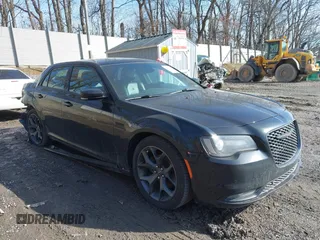 2021 Chrysler 300 with VIN 2C3CCABG5MH529373, listed as a IAAI auction lot 41706196 with 88,630 mi miles. Bid and sale history available at carsss.com. Image 1.