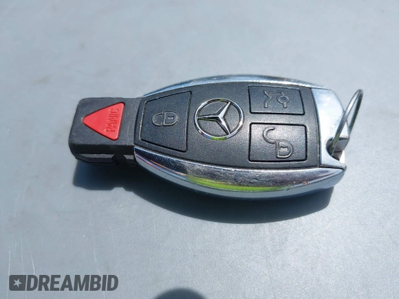 2012 Mercedes-Benz C 300 Sport с VIN WDDGF8BB9CA642697, выставлен на аукционе IAAI как лот 42479043 с пробегом 93 021 миль миль и . История ставок и продаж доступна на DreamBid. Изображение 11.