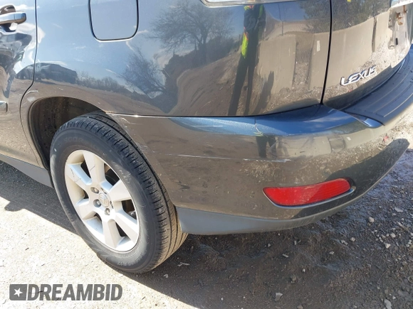 2005 Lexus RX 330 with VIN 2T2HA31U65C074714, listed as a IAAI auction lot 41930571 with 174,536 mi miles. Bid and sale history available at carsss.com. Image 14.