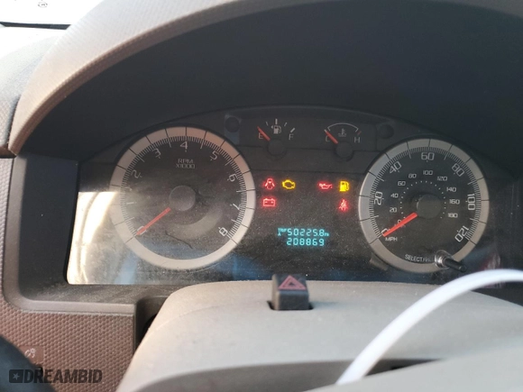 2008 Ford Escape XLS with VIN 1FMCU02ZX8KD83387, listed as a Copart auction lot 81648044 with 208,869 mi miles and Clean Title. Bid and sale history available at carsss.com. Image 9.