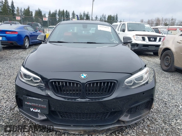 2015 BMW 2 Series M235i with VIN WBA1J7C55FV358527, listed as a IAAI auction lot 41839031 with 81,900 mi miles and . Bid and sale history available at carsss.com. Image 12.