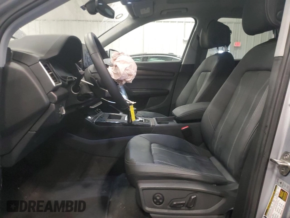 2024 Audi Q5 Premium with VIN WA1ABAFYXR2089153, listed as a Copart auction lot 42320265 with 2,992 mi miles and Salvage Title. Bid and sale history available at carsss.com. Image 7.