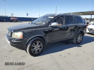 2013 Volvo XC90 Premier Plus z VIN YV4952CY5D1653393, wystawiony jako Copart lot #54572125 z przebiegiem 168 588 mil mil oraz Tytuł czysty. Historia ofert i sprzedaży dostępna na DreamBid. Obrazek 1.