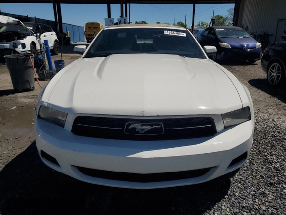 2011 Ford Mustang V6 with VIN 1ZVBP8EM6B5124484, listed as a Copart auction lot 49663055 with 132,898 mi miles and Salvage title. Bid and sale history available at DreamBid. Image 5.