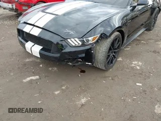 2017 Ford Mustang Shelby GT350 z VIN 1FA6P8JZ2H5523798, wystawiony jako IAAI lot #41541814 z przebiegiem 21 853 mil mil oraz . Historia ofert i sprzedaży dostępna na DreamBid. Obrazek 6.