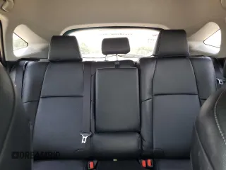 2022 Toyota Venza LE with VIN JTEAAAAH0NJ106165, listed as a Copart auction lot 61707314 with 37,786 mi miles and Salvage Title. Bid and sale history available at carsss.com. Image 10.