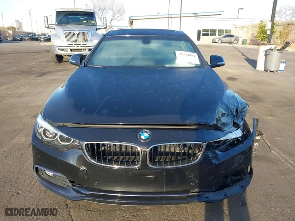2019 BMW 4 Series 430i with VIN WBA4J1C54KBM19114, listed as a IAAI auction lot 41524891 with 52,935 mi miles. Bid and sale history available at carsss.com. Image 12.