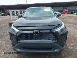 2024 Toyota RAV4 LE with VIN 2T3F1RFV5RC428655, listed as a IAAI auction lot 42545586 with 27,910 mi miles and . Bid and sale history available at DreamBid. Image 12.
