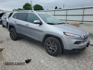 2015 Jeep Cherokee Latitude z VIN 1C4PJMCS5FW514819, wystawiony jako Copart lot #56662365 z przebiegiem 40 169 mil mil oraz Szkoda całkowita • Salvage title. Historia ofert i sprzedaży dostępna na DreamBid. Obrazek 4.