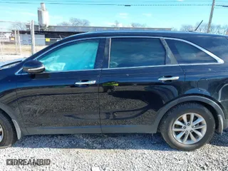 2017 Kia Sorento LX with VIN 5XYPG4A34HG220600, listed as a IAAI auction lot 41363545 with 131,233 mi miles. Bid and sale history available at carsss.com. Image 14.