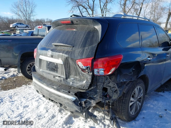 2017 Nissan Pathfinder SV with VIN 5N1DR2MN5HC629476, listed as a IAAI auction lot 41325826 with 87,573 mi miles. Bid and sale history available at carsss.com. Image 6.