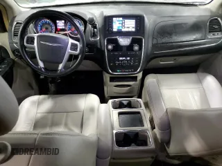 2014 Chrysler Town & Country Touring-L with VIN 2C4RC1CG3ER138853, listed as a Copart auction lot 45316815 with 163,692 mi miles and Salvage Title. Bid and sale history available at carsss.com. Image 8.