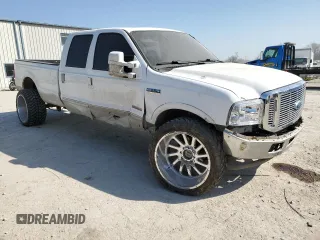 2005 Ford F-350 XL с VIN 1FTWW31P95EC10581, выставлен на аукционе Copart как лот 48245125 с пробегом 309 890 миль миль и Списание • Salvage title. История ставок и продаж доступна на DreamBid. Изображение 4.
