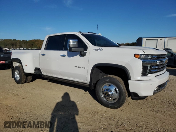 2023 Chevrolet Silverado 3500HD High Country with VIN 1GC4YVEYXPF118330, listed as a Copart auction lot 81941264 with 36,941 mi miles and Salvage Title. Bid and sale history available at carsss.com. Image 4.