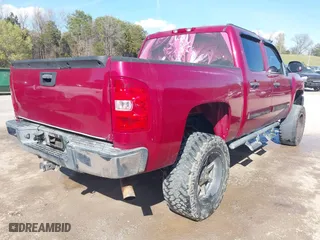 2007 Chevrolet Silverado 1500 LS with VIN 2GCEK13C671589369, listed as a IAAI auction lot 41894280 with 226,687 mi miles. Bid and sale history available at carsss.com. Image 4.