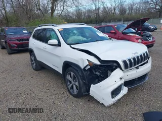 2019 Jeep Cherokee Limited with VIN 1C4PJLDB9KD469835, listed as a IAAI auction lot 41950965 with 80,576 mi miles. Bid and sale history available at carsss.com. Image 1.
