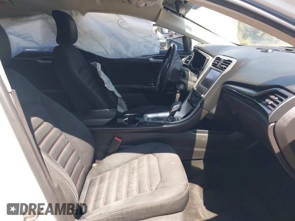 2016 Ford Fusion SE z VIN 3FA6P0H7XGR293199, wystawiony jako IAAI lot #42593929 z przebiegiem 332 555 mil mil oraz . Historia ofert i sprzedaży dostępna na DreamBid. Obrazek 5.
