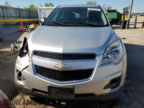 2013 Chevrolet Equinox LS z VIN 2GNALBEK0D1212478, wystawiony jako Copart lot #55844265 z przebiegiem 123 417 mil mil oraz Szkoda całkowita • Salvage title. Historia ofert i sprzedaży dostępna na DreamBid. Obrazek 5.