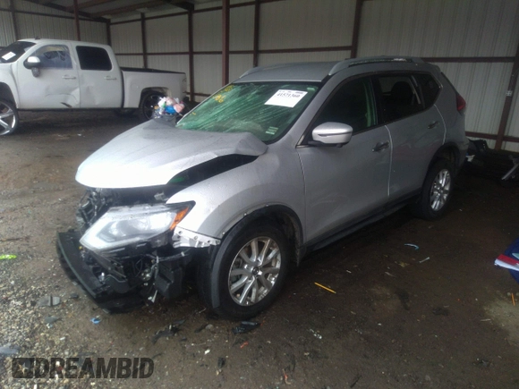 2017 Nissan Rogue SL z VIN 5N1AT2MT2HC893533, wystawiony jako IAAI lot #41571360 z przebiegiem 84 062 mil mil oraz . Historia ofert i sprzedaży dostępna na DreamBid. Obrazek 18.