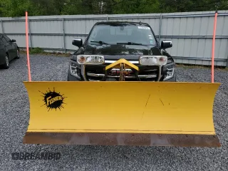 2019 GMC Sierra 1500 SLE z VIN 1GTR9BED3KZ210093, wystawiony jako Copart lot #57950595 z przebiegiem 53 968 mil mil oraz Szkoda całkowita • Salvage title. Historia ofert i sprzedaży dostępna na DreamBid. Obrazek 5.