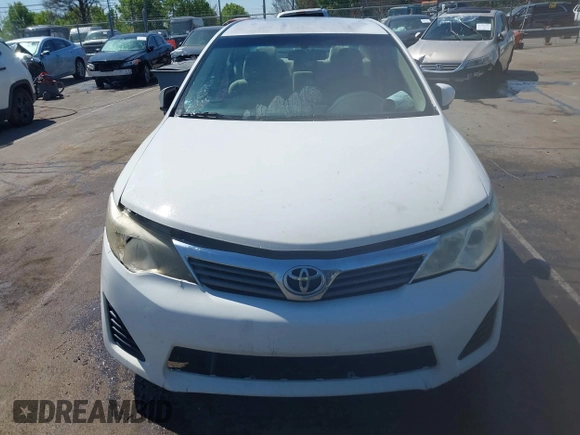 2012 Toyota Camry L with VIN 4T1BF1FK7CU505371, listed as a IAAI auction lot 41905177 with 221,661 mi miles. Bid and sale history available at carsss.com. Image 12.