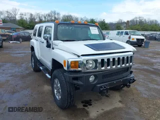 2007 Hummer H3 SUV z VIN 5GTDN13E378240258, wystawiony jako IAAI lot #42104049 z przebiegiem Nie podano mil oraz . Historia ofert i sprzedaży dostępna na DreamBid. Obrazek 1.