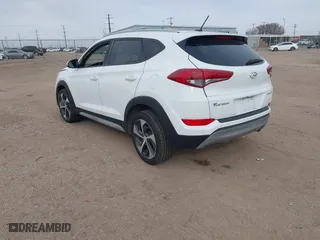 2017 Hyundai Tucson Value with VIN KM8J33A22HU493631, listed as a IAAI auction lot 41546380 with 1 mi miles. Bid and sale history available at carsss.com. Image 3.