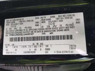 2020 Ford Escape SE z VIN 1FMCU9G65LUA09107, wystawiony jako IAAI lot #41967725 z przebiegiem 131 177 mil mil oraz . Historia ofert i sprzedaży dostępna na DreamBid. Obrazek 9.