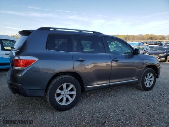 2013 Toyota Highlander with VIN 5TDZA3EH7DS039515, listed as a Copart auction lot 50390035 with 207,775 mi miles and Clean Title. Bid and sale history available at carsss.com. Image 3.