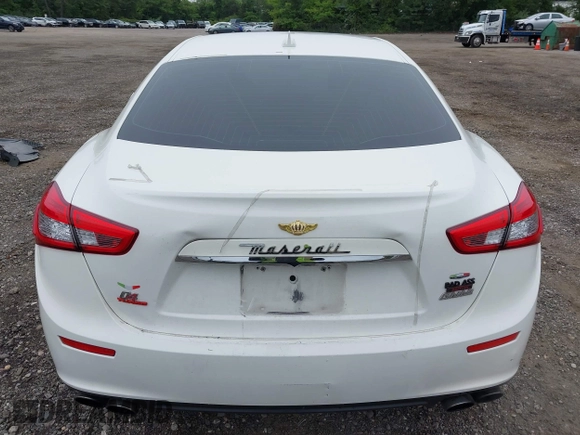 2015 Maserati Ghibli S Q4 z VIN ZAM57RTAXF1154384, wystawiony jako IAAI lot #42409124 z przebiegiem 114 651 mil mil oraz . Historia ofert i sprzedaży dostępna na DreamBid. Obrazek 16.
