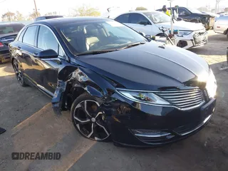 2016 Lincoln MKZ Hybrid with VIN 3LN6L2LU1GR612760, listed as a IAAI auction lot 41752860 with 101,795 mi miles. Bid and sale history available at carsss.com. Image 1.